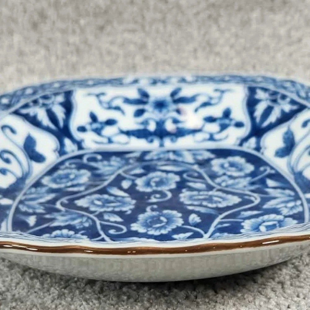 Andrea by Sadek Serving Bowl Blue White Floral Scalloped Gold Rim‎ Japan 9.25